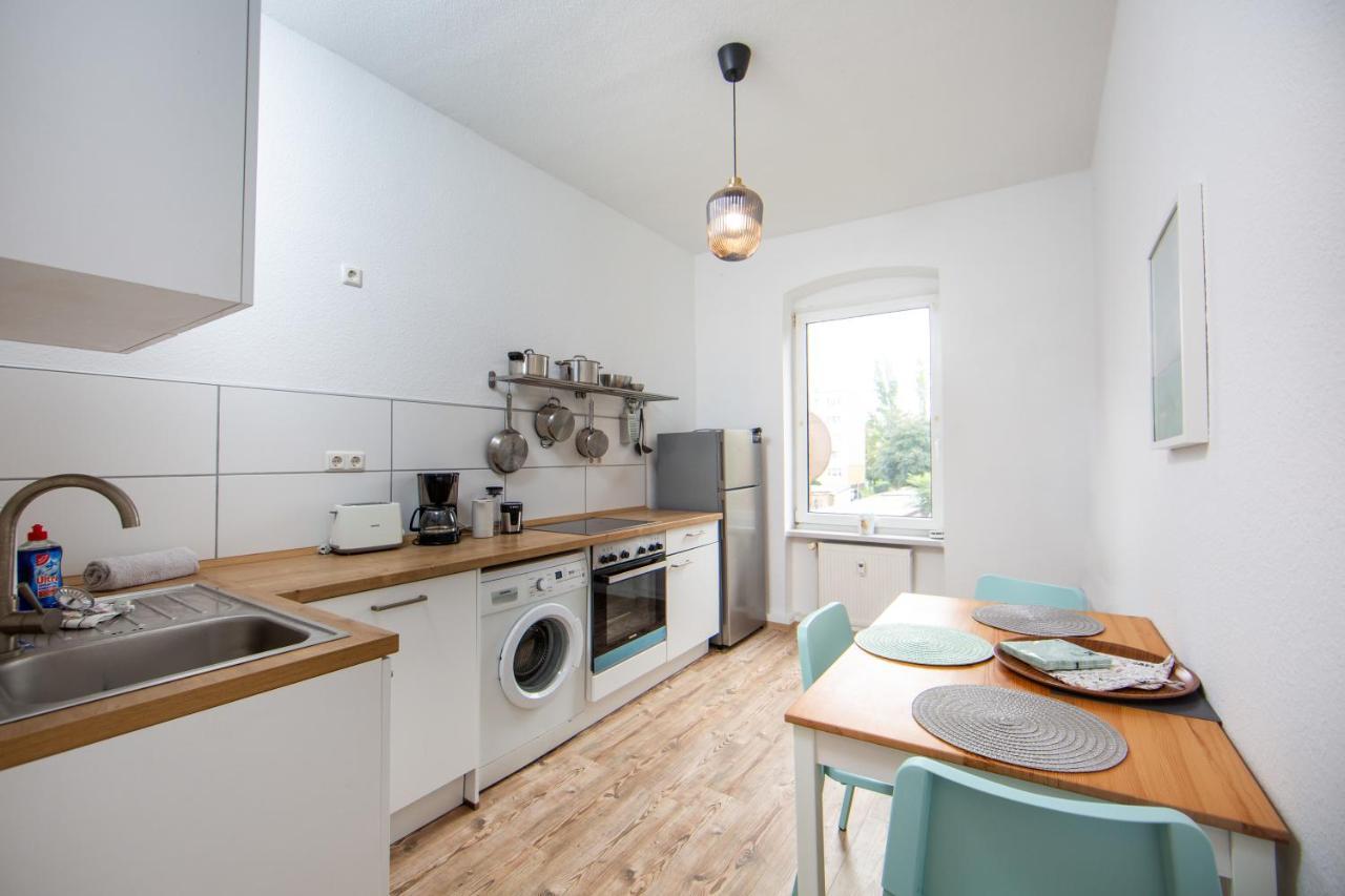 Grossraum-Apartments Mit 2Sz, Wz, Kueche, Smart-Tv, Parken, Etc Erfurt Zewnętrze zdjęcie