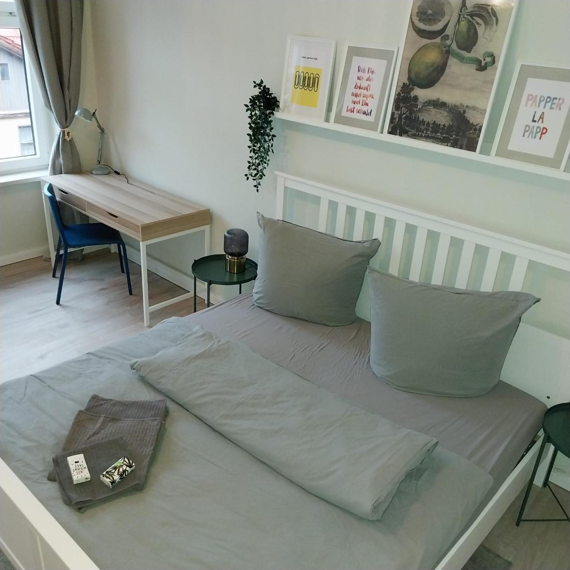 Grossraum-Apartments Mit 2Sz, Wz, Kueche, Smart-Tv, Parken, Etc Erfurt Pokój zdjęcie