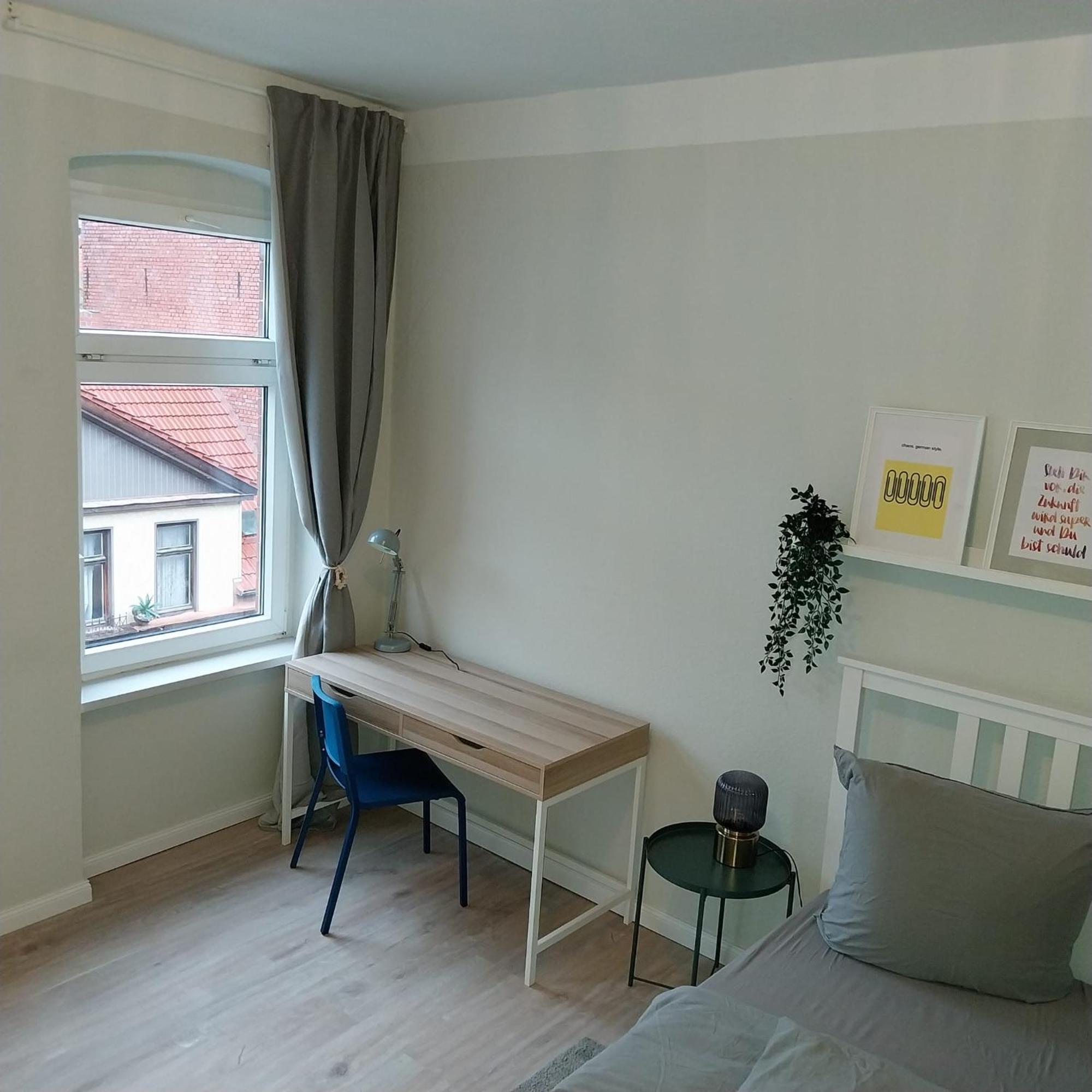 Grossraum-Apartments Mit 2Sz, Wz, Kueche, Smart-Tv, Parken, Etc Erfurt Pokój zdjęcie